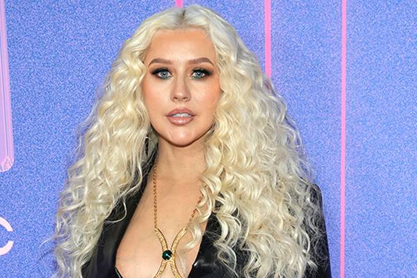 Christina Aguilera unveils ﻿'La Tormenta' EP
