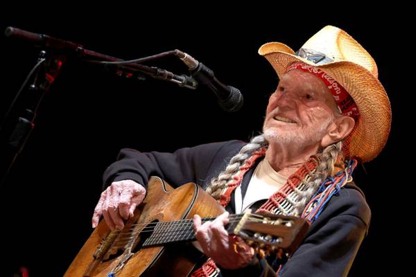 Report: Country music legend Willie Nelson had COVID-19 in May